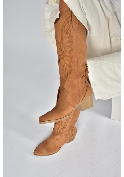 Fox Shoes V820356002 Taba Süet Kalın Topuklu Kadın Çizme Taba