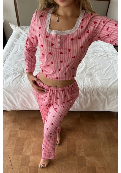 Bella Notte Pembe Dantel Yaka Detaylı Süs Düğmeli Uzun Kollu Pijama Takımı