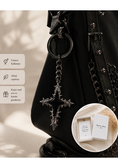 Gotik Haç Detaylı Siyah Yıldız Anahtarlık Unisex Alternatif Stil Aksesuar