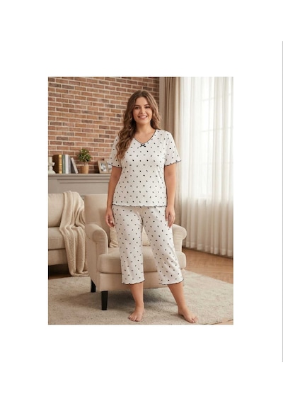 Büyük Beden Kısa Kol Pamuklu Ultrasoft Likralı Kapri Pijama Takımı Siyah Beyaz