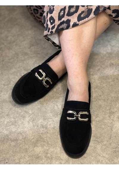 Günlük Kadın Loafer Klasik Alçak Topuklu Desenli Taban Zincirli Oval Burunlu Makosen Ayakkabı 100 Siyah Süet Altın Günlük Kadın Loafer Klasik Alçak Topuklu Desenli Taban Zincirli Oval Burunlu Makosen Ayakkabı 100 Siyah Süet Altın