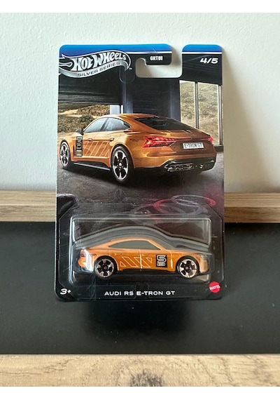 Hot Wheels Audi Rs E-tron Gt Turuncu