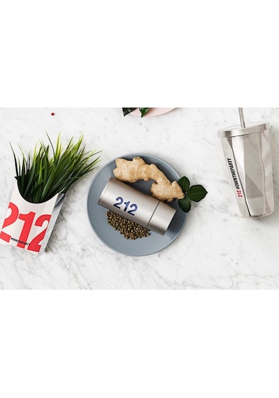 Carolina Herrera 212 Men NYC Erkek Parfüm EDT 50 ML