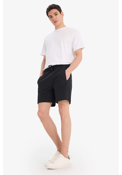 DeFacto Slim Fit Dar Kesim Dar Paça Şort W7965AZ25SMBK81
