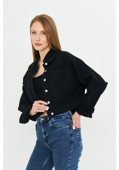 Modanida Kadın Kot Ceket Jean Siyah Kot Ceket Crop Kesim Geniş Cepli Düğmeli Denim Ceket Siyah Siyah Modanida Kadın Kot Ceket Jean Siyah Kot Ceket Crop Kesim Geniş Cepli Düğmeli Denim Ceket Siyah Siyah