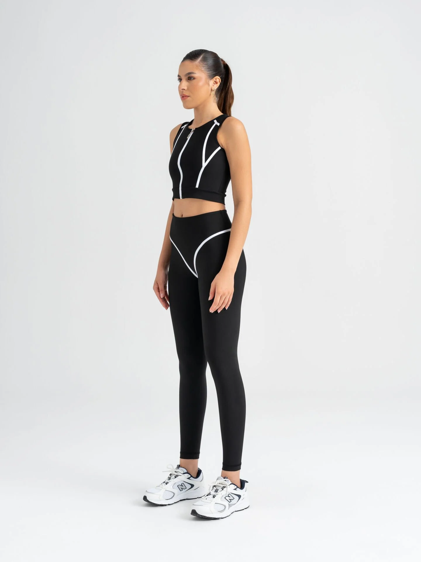 Lismina Code Shape Beyaz Biyesli Siyah Spor Tayt Siyah
