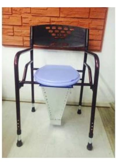 Csr Hasta Wc Sandalye Klozet Direk Wc Tuvalete Seyyar Sandalye Kolay Katlanır Siyah