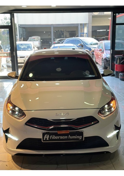 Kia Ceed 2021... Ön Tampon Eki--fibersan Tuning