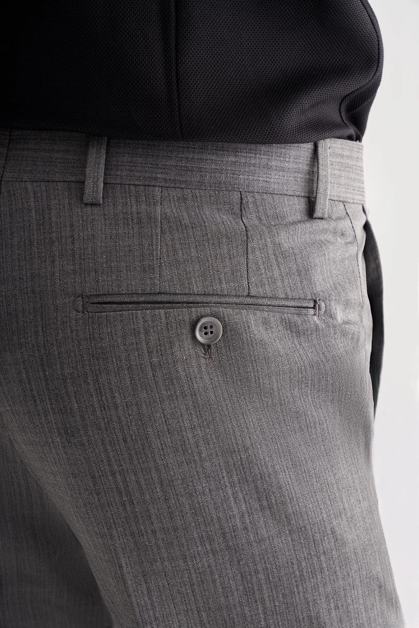 İmza Füme Yan Cep Açık Paça Kendinden Desenli Slim Fit Pantolon 1003255152 Füme