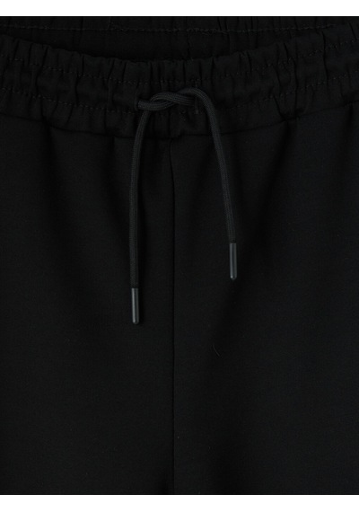 Lcw Comfort Siyah Beli Lastikli Soft Touch Kadın Şort