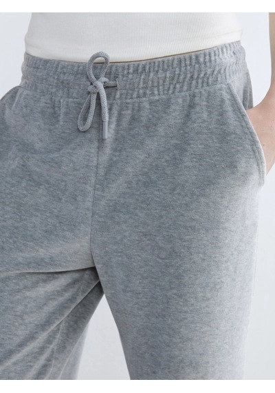LC Waikiki Lcw Vision Gri Beli Lastikli Kadife Kadın Eşofman Altı Grey Melange