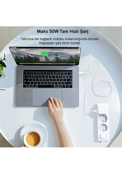 50 W Çift Usb-c Bağlantı Noktalı Güç Adaptörü