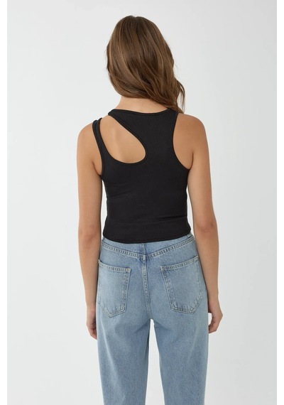 Hiccup Asimetrik Yaka Crop Top Siyah