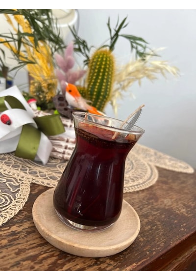 El Emeği Çay Bardağı Görünümlü Jel Mum Kırmızı Kirmızı