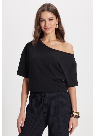 Tudors Kadın Slim Fit Dar Kesim %100 Pamuk Kayık Yaka Kısa Kollu Siyah Tişört-50840