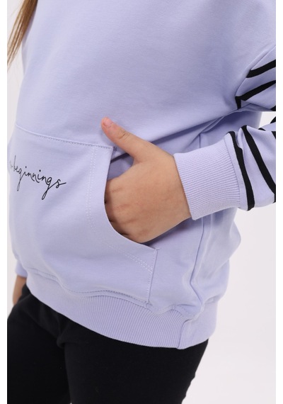 Toontoy Kız Çocuk Relax Fit Bisiklet Yaka Cepli Baskılı Sweatshirt - Kolu Çizgili & 2 İplik Açık Lila Toontoy Kız Çocuk Relax Fit Bisiklet Yaka Cepli Baskılı Sweatshirt - Kolu Çizgili & 2 İplik Açık Lila