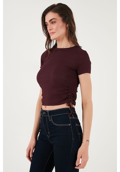 Lela Yanlardan Büzgülü Kısa Kollu Crop Bayan Bluz 5864010 Vişne