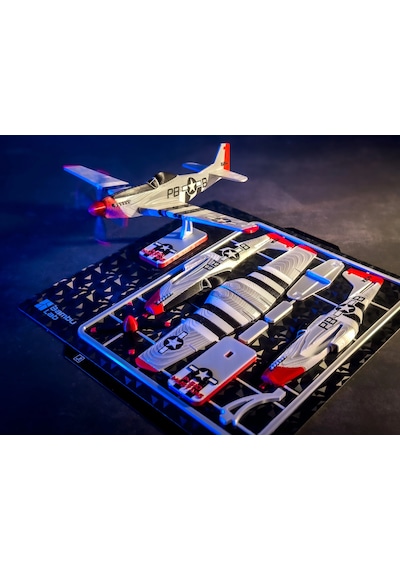 Riti Design - Mustang - P-51d Mustang Savaş Uçağı 3d Model Kit Kartı Maketi