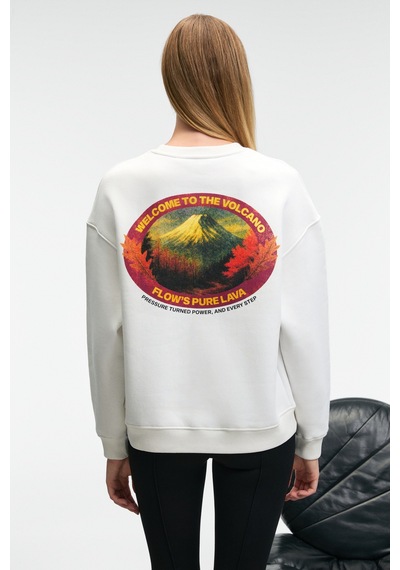 Grımelange Vıstara Kadın Nakış Detaylı Yuvarlak Yaka Regular Fit Beyaz Sweatshirt Beyaz