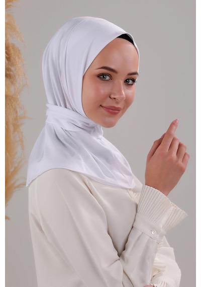 Melodi Scarf Kadın Tesettür Pratik Çıtçıtlı Sandy Fular Deniz Havuz Uyumlu Hazır Bone Beyaz Beyaz