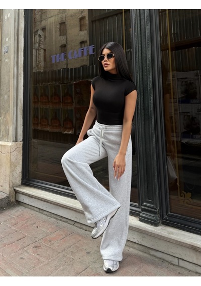 Out Of Standart Kadın Wide-leg Kalıp Beli Lastikli Kordon Detaylı Eşofman Altı Kar Melanj Out Of Standart Kadın Wide-leg Kalıp Beli Lastikli Kordon Detaylı Eşofman Altı Kar Melanj