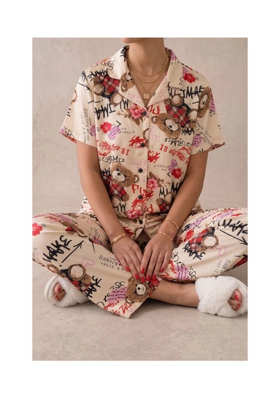 Angbutik Ekru Ayıcık Desenli Kısa Kollu Gömlek Yaka Milan Kumaş Kadın Pijama Takımı