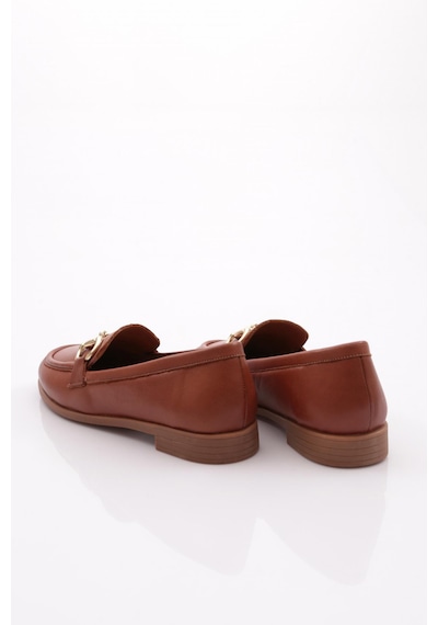 Dgn 1852 Kadin Metal Aksesuarli Loafer Ayakkabi Koyu Taba