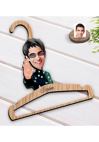 Kişiye Özel Matrix Neo Karikatürlü Standart Boy Ahşap Elbise Askısı-1