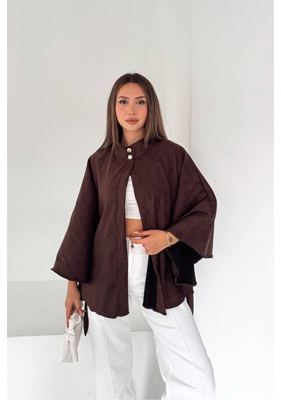Dip Moda Kadın Kahverengi Süet Dokulu Dik Yaka Gold Düğmeli Kuşaklı Yarasa Kol Panço Ceket Dpk5039