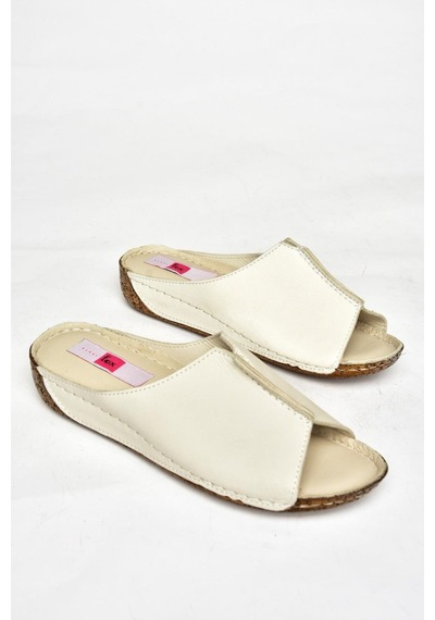 Fox Shoes P555064003 Bej Hakiki Deri Kadın Terlik Bej