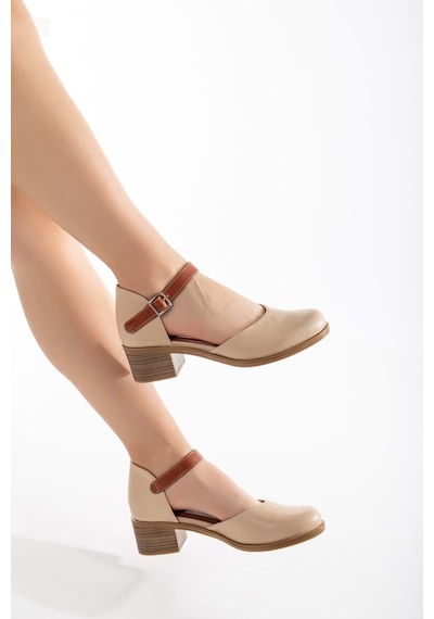 Analin Shoes Kadın Hakiki Deri Burnu Kapalı Bilekten Bağlı Sandalet Bej
