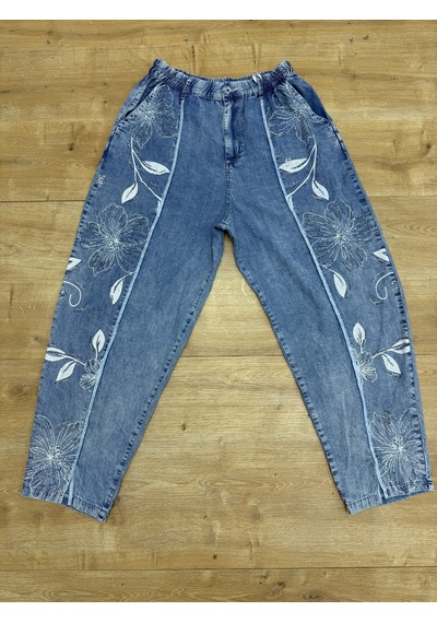 Büyük Beden Çiçek Desenli Mom Kesim Bileği Yırtmaçlı Denim Kadın Pantolon Mavi