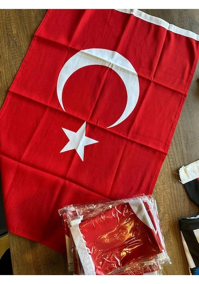Lona Sanat 70x100 Cm Alpaka Türk Bayrağı 70x105 Cm Alpaka 1. Kalite Türk Bayrağı Diğer