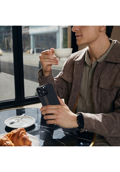 Apple Uyumlu iPhone 15 Pro Telefon Kılıfı Magsafe 600d Aramid Fiber Pitaka Orchestra Serisi Rhapsody Siyah