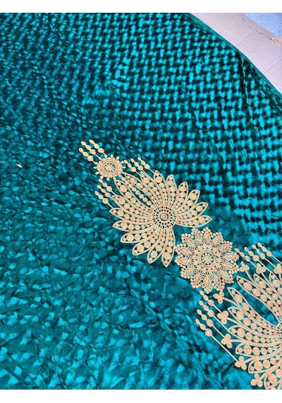 Nakış İşlemeli Kadife Elbiselik Kumaş 300x150cm 009 Çok Renkli