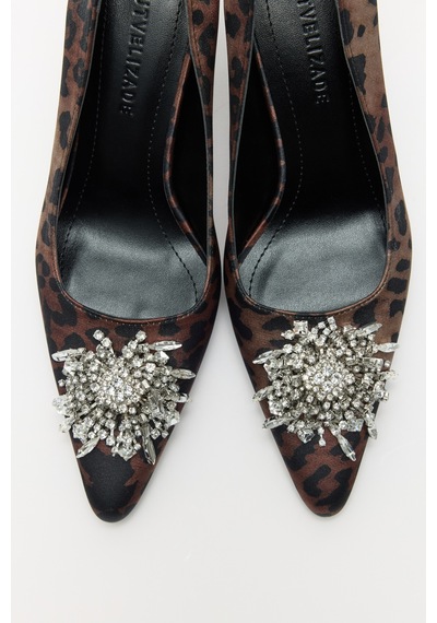 Lutvelizade Topuklu 2601 Sivri Burun Toka Detaylı Stiletto Leopar Kadın Topuklu