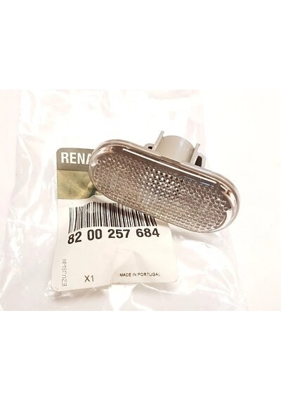 Renault Megane 2000-2002 Ön Çamurluk Sinyali Oem No: 8200257684