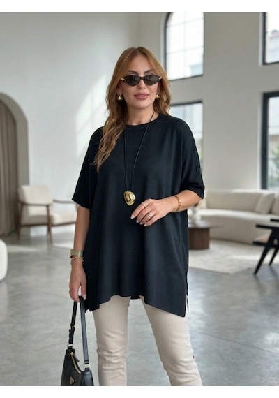 Zennamoda Kadın Bisiklet Yaka Kısa Yarasa Kollu Yanları Yırtmaçlı Oversize Dökümlü Merserize Bluz Siyah Zennamoda Kadın Bisiklet Yaka Kısa Yarasa Kollu Yanları Yırtmaçlı Oversize Dökümlü Merserize Bluz Siyah