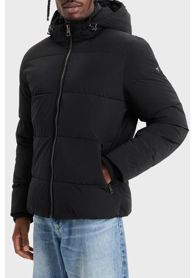 Guess Stretch Suya Dayanıklı Kapitoneli Çıkarılabilir Kapüşonlu Şişme Mont M6bl58w4170 Erkek Mont M6bl58 W4170 Jblk Siyah Guess Stretch Suya Dayanıklı Kapitoneli Çıkarılabilir Kapüşonlu Şişme Mont M6bl58w4170 Erkek Mont M6bl58 W4170 Jblk Siyah