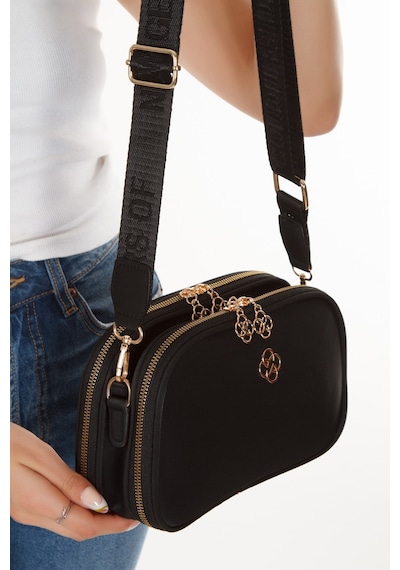 Adelina Bags Kadın Yonca Detaylı Çapraz Askılı Siyah Omuz Çantası Siyah Adelina Bags Kadın Yonca Detaylı Çapraz Askılı Siyah Omuz Çantası Siyah