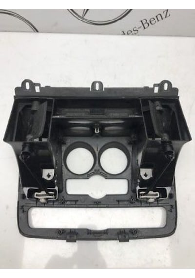 Mercedes W639 Vito Orta Havalandirma Izgarasi 6396800007 209066411