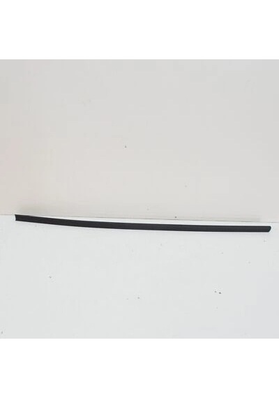 Bmw 3 Serisi 1998-2004 Ön Kapı Bandı Plastik Sol Oem No: 51138208449