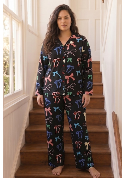 Siyah İnci Desenli Termal Kumaşlı Ultra Soft Yumuşak Büyük Beden Battal Boy Düğmeli Örme Pijama Takımı 26226504 Siyah Siyah İnci Desenli Termal Kumaşlı Ultra Soft Yumuşak Büyük Beden Battal Boy Düğmeli Örme Pijama Takımı 26226504 Siyah