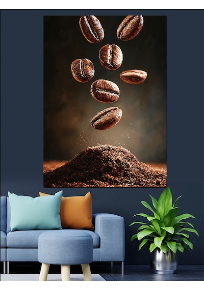 Ahşap Tablo Dökülen Kahve Çekirdekleri Poster