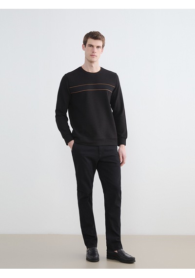 Lcwaıkıkı Classic Siyah Bisiklet Yaka Şerit Detaylı Erkek Sweatshirt