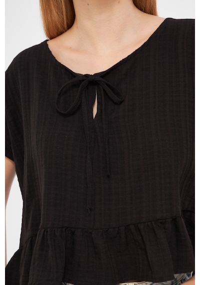 Armonika Kadın Siyah Yarasa Kol Yakası Bağlamalı Eteği Fırfırlı Oversize Crop Bluz Arm-24y001088