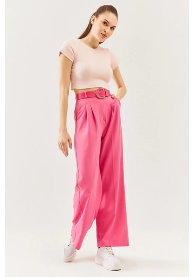 Butikgiz Kadın Kısa Kol Bisiklet Yaka Vücuda Oturan %100 Pamuklu Kaşkorse Esnek Crop Bluz Pudra