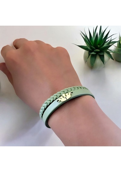 Archin T Harfine Özel 14 Ayar Altın Plakalı Zeytin Yeşili Derili Taç Motifli Hediye Bileklik-640harf T Archin T Harfine Özel 14 Ayar Altın Plakalı Zeytin Yeşili Derili Taç Motifli Hediye Bileklik-640harf T