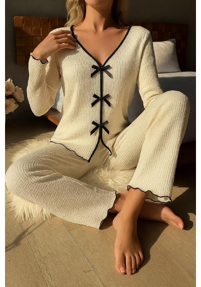 Epilons Zenviaatt2 Kadın Beyaz Fiyonklu İç Çamaşırı Ve Uzun Kollu V Yaka Pijama Takımı 4'lü Set Zenvi312