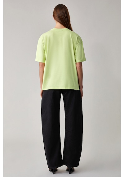 Grımelange Jemmy Kadın %100 Organik Pamuk Relaxed Fit Yırtmaçlı Yuvarlak Yakalı Neon Yeşil T-shirt Neon Yeşil Grımelange Jemmy Kadın %100 Organik Pamuk Relaxed Fit Yırtmaçlı Yuvarlak Yakalı Neon Yeşil T-shirt Neon Yeşil